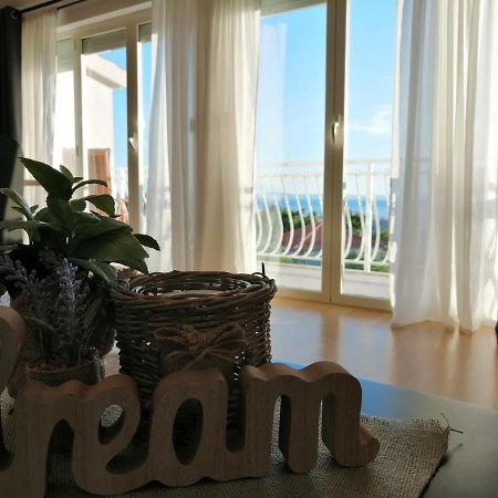 Apartment Near The Sea-Self Check-In Podstrana Eksteriør billede